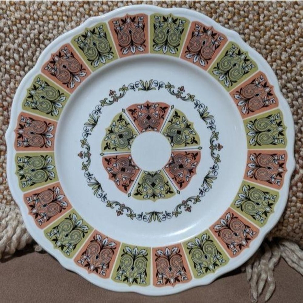 Vintage Syracuse Coral And Jade China Dinner Plate 10"